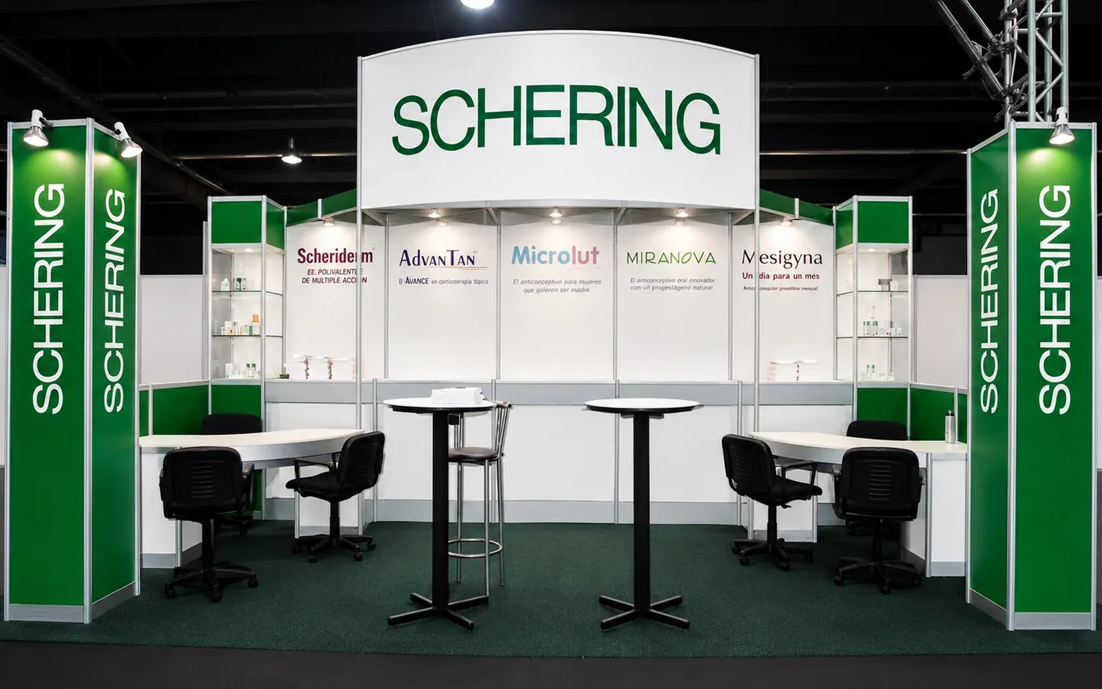 Stand modular de aluminio Schering